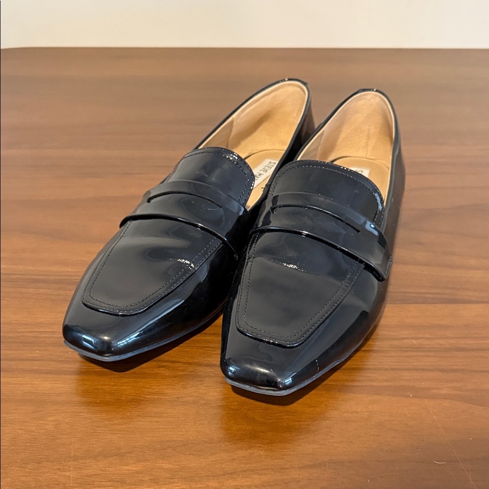 Steve Madden Glossy Black Loafers